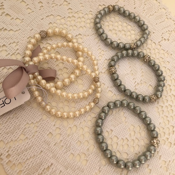 Faux Pearl Bracelets - Picture 3 of 3